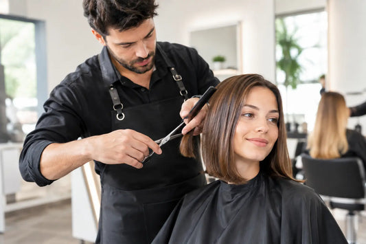 Precio corte profesional: qué pagas y por qué